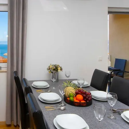 Lauc Apartman *